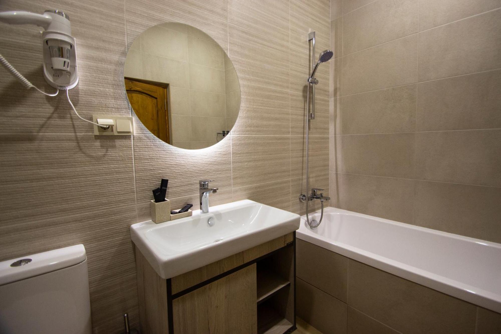 Kuma Hotel Gyumri Guiumri Exterior foto